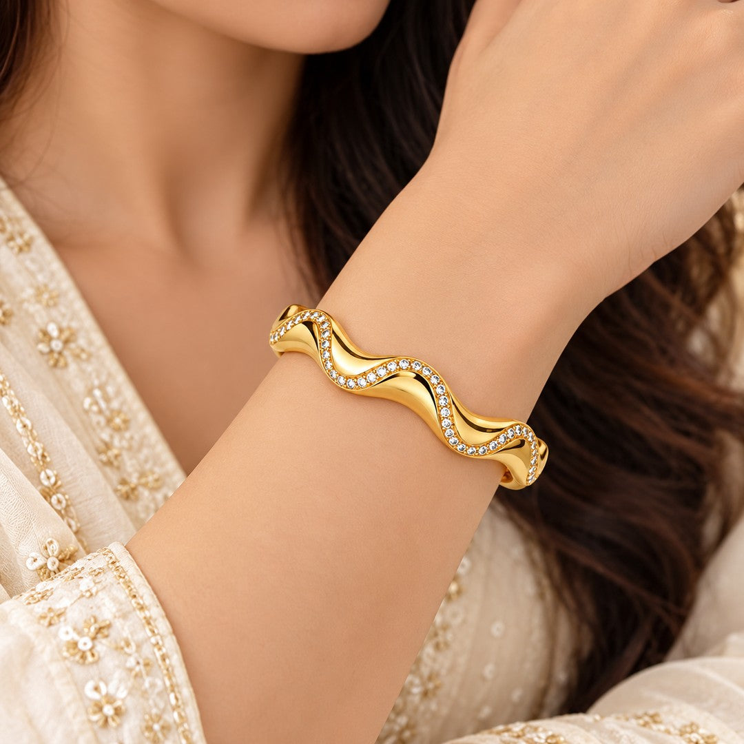 Golden Wave Crystal Kada
