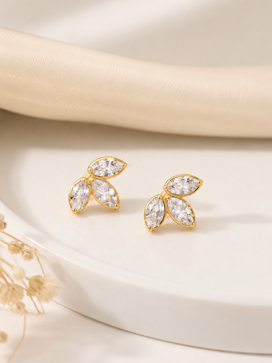 Almiora Leaf Spark Stud Earrings