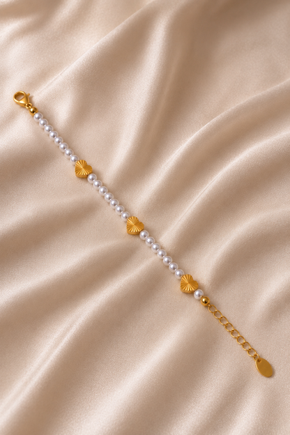 Golden Heart Pearl Bracelet